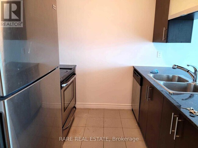 Photo du bâtiment - 50 Town Centre Court