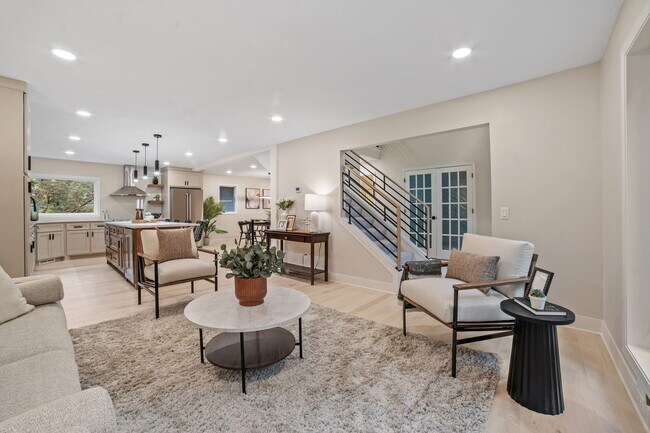 Foto del edificio - 17711 Creek Ridge Pass
