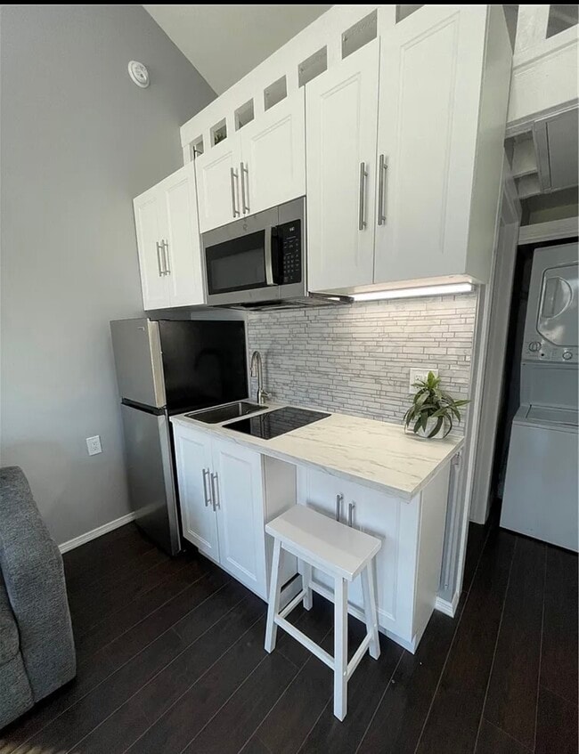 Foto del edificio - 3502 Dow Ave