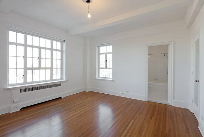 Foto del edificio - 1043 Lexington Ave