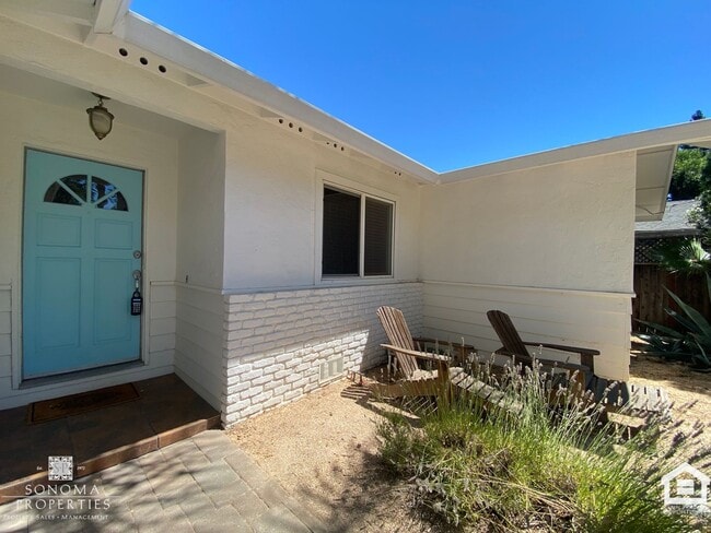 Foto del edificio - Lovely 3bd/2ba Home in Sonoma!