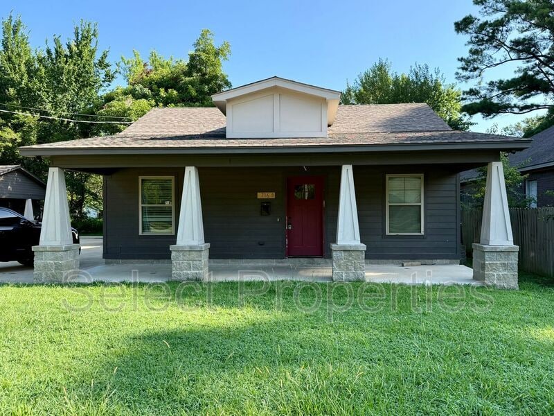 Foto principal - 716 W Huntington Ave