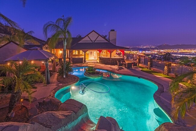 Building Photo - 27495 Linnel Ln