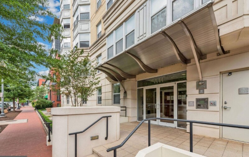 Primary Photo - 1111 11th St NW