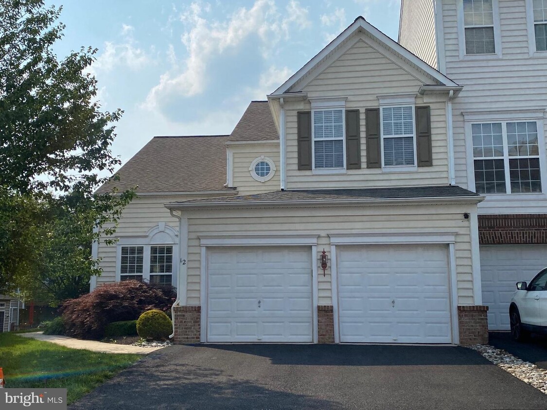 12 Cornerstone Ct Unit 4001, Doylestown, PA 18901 Condo for Rent in