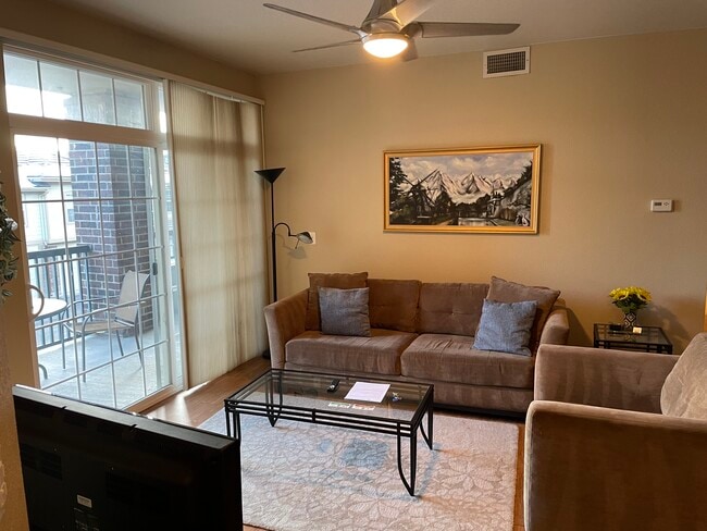 Building Photo - 3854 S Dayton Way