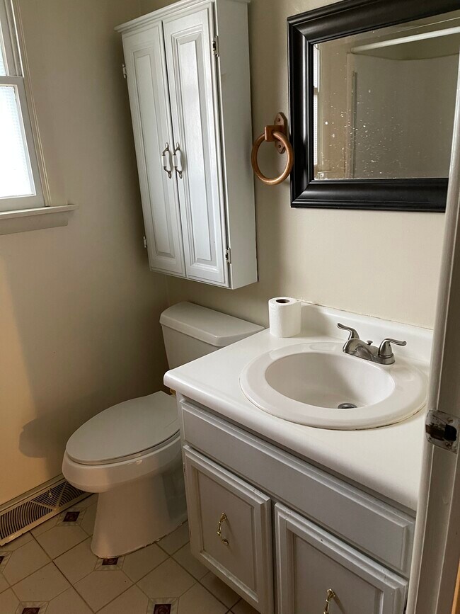 2nd floor full bathroom - 303 Russell Ave