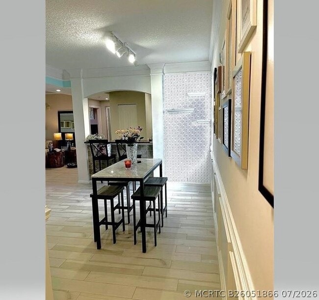 Building Photo - 275 Murcia Dr