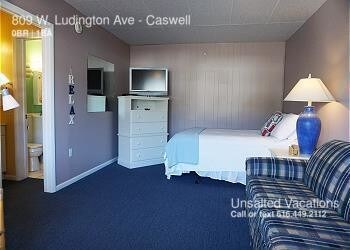 Foto del edificio - Cozy Studio Right by the Beach