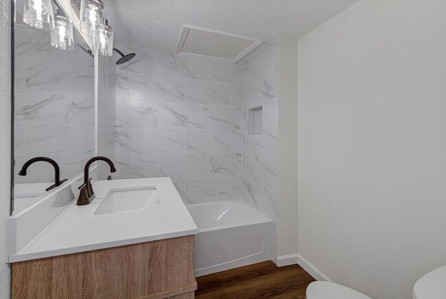 Foto del edificio - 6608 Avenue O