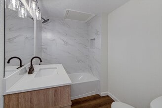 Building Photo - 6608 Avenue O