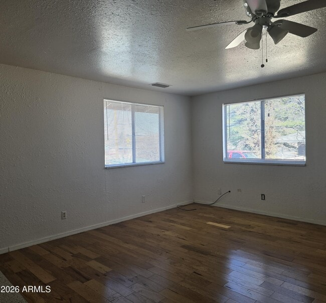 Building Photo - 1101 E Mingus Ave