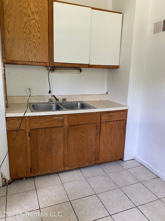 Foto del edificio - 2 br, 1 bath House - 1909 Clearview Street