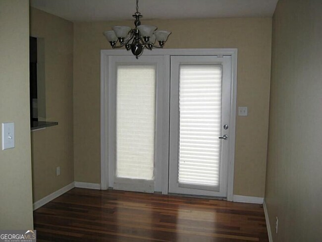 Foto del edificio - 6940 Roswell Rd