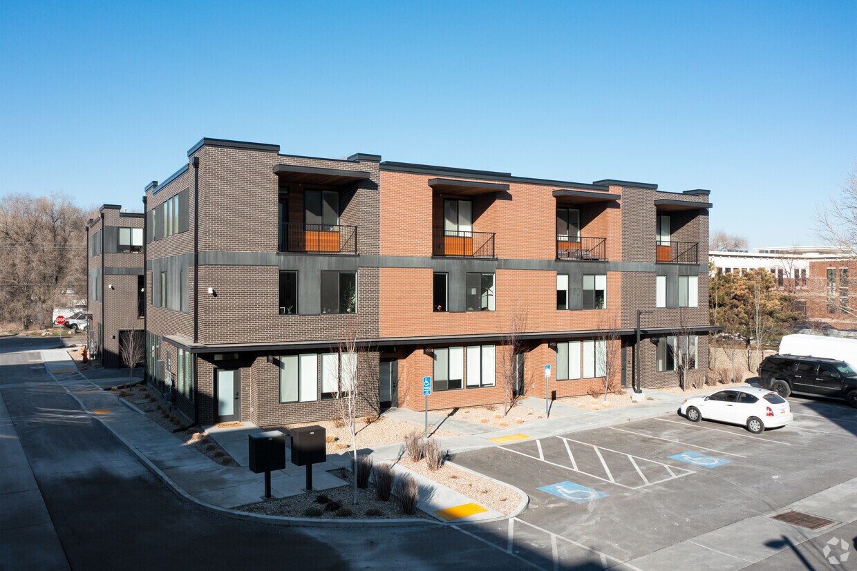 Moda Peak Townhomes for Rent Draper, UT
