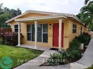 Building Photo - 231 NE 24th Ave