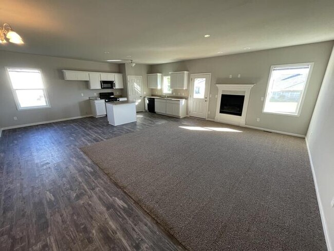 Building Photo - 2270 James Kelly Ln