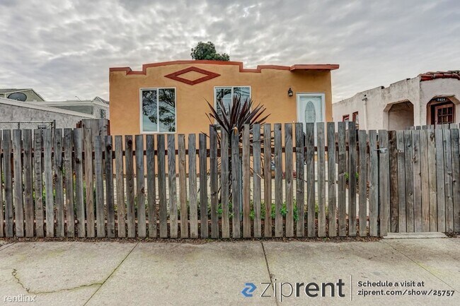 Foto del edificio - 3 br, 2 bath House - 2432 Cutting Boulevar...