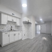 Building Photo - 504 Bond St