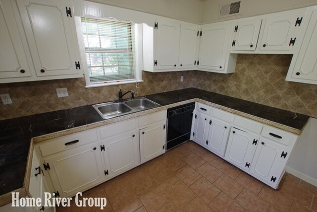 Building Photo - 4025 Hartz Dr