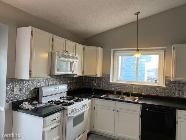 Building Photo - 4 br, 3 bath House - 3686 S Halifax Way