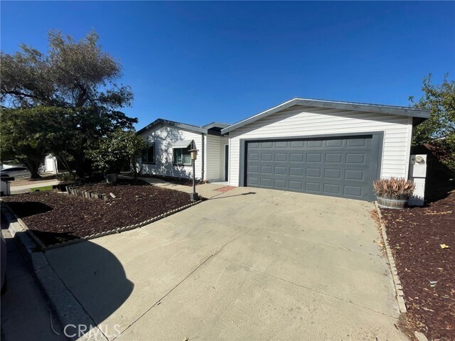 Foto del edificio - 24824 Split Rail Rd