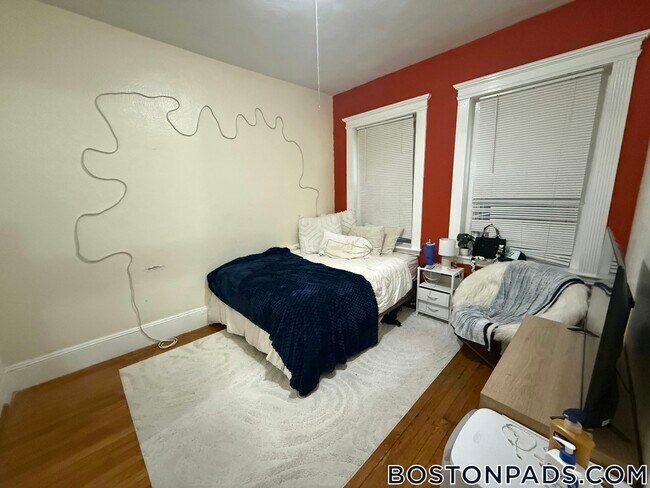 Foto del edificio - 463 Park Dr