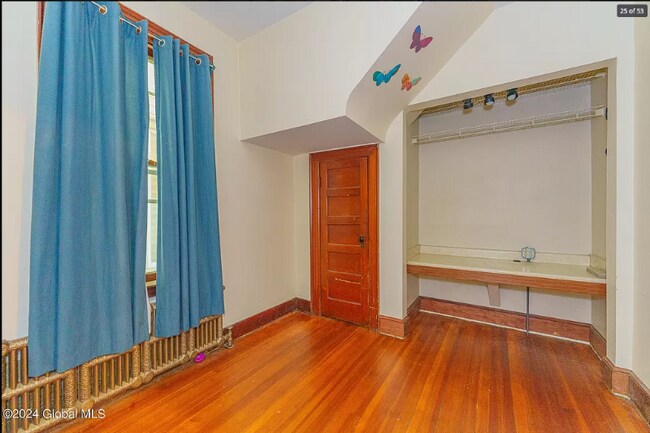 Foto del edificio - 460 Hamilton St