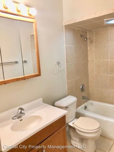 Building Photo - 2 br, 1 bath House - 507 White City Blvd A