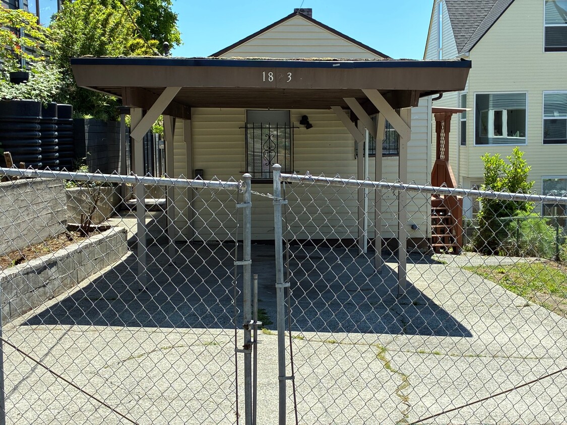 Photo - 1823 S Lane St (Seattle, WA)