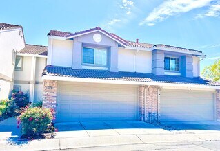 Building Photo - 4378 Conejo Dr