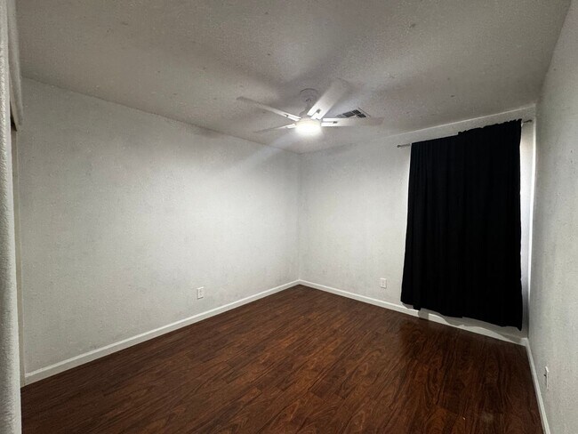 Foto del edificio - 4 BEDROOM WITH POOL IN DYNAMITE RANCH