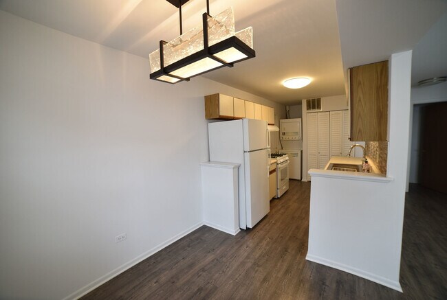 Foto del edificio - 437 N Cambridge Dr