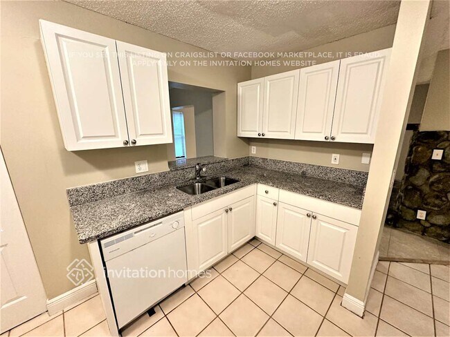 Foto del edificio - 11416 49th St N