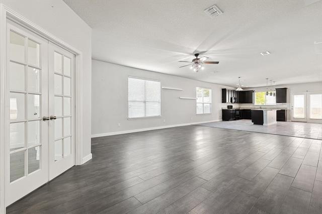 Building Photo - 9205 Benevolent Ct