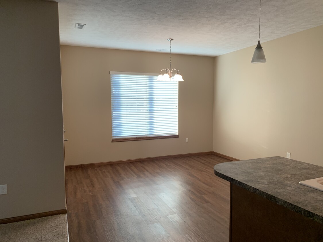 1406 W 29th Ave, Hutchinson, KS 67502 House Rental in Hutchinson, KS