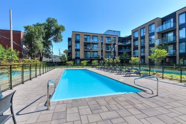Building Photo - Leora Condo Rentals Saint Laurent