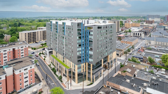 The Maxxen at State College - The Maxxen at State College Apartments