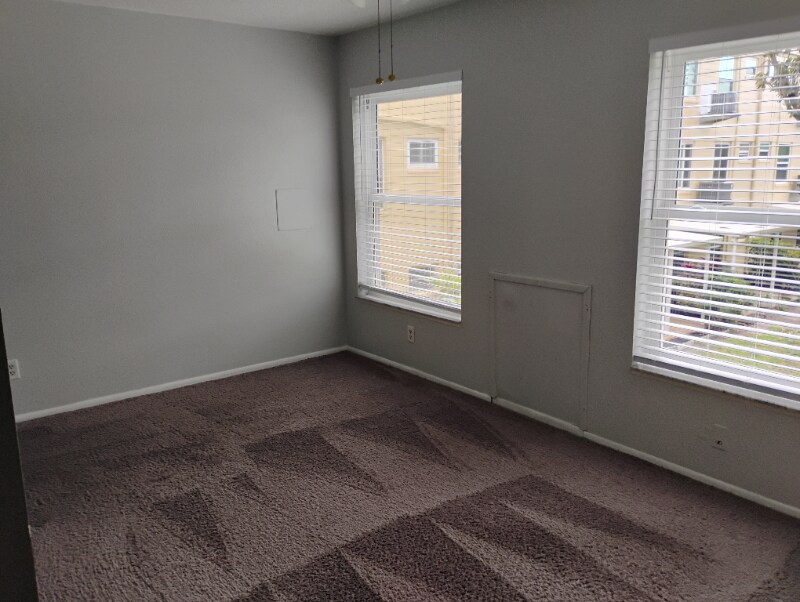 Building Photo - 2463 Brazilia Dr