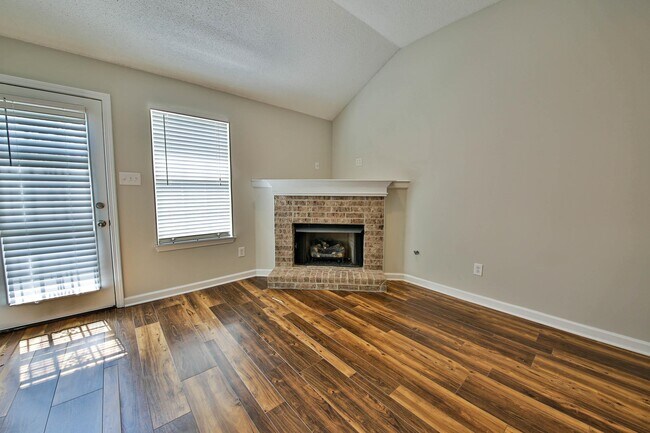 Building Photo - 7029 S Beringer Dr