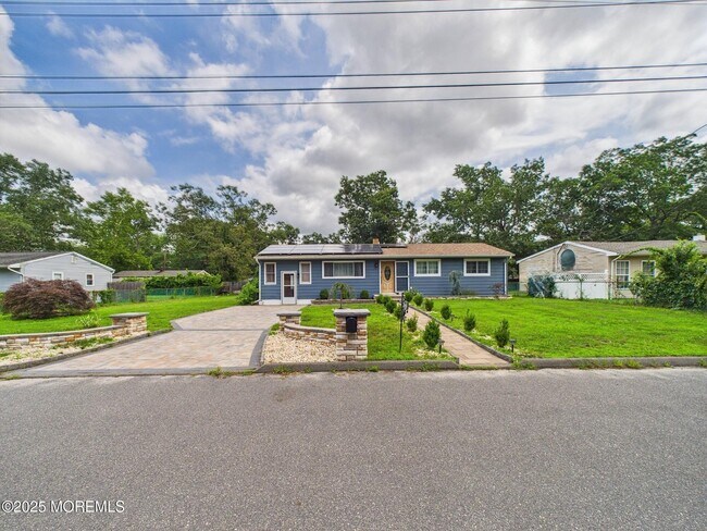 Building Photo - 2668 Midway Ave