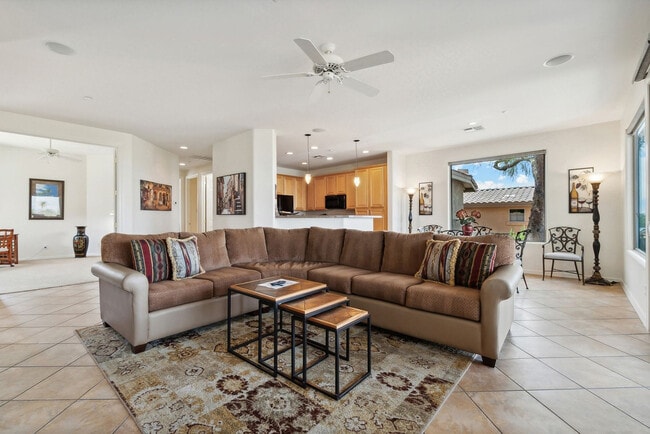 Building Photo - 11512 E Raintree Dr
