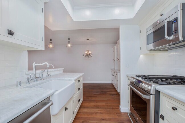 Foto del edificio - 460 Oak St