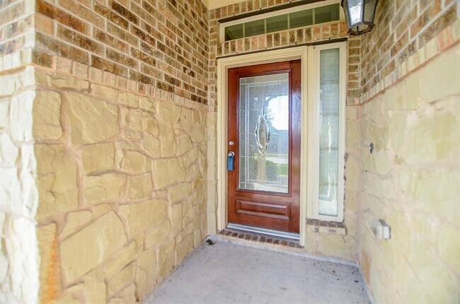 Building Photo - 9314 Atwood Ridge Ln
