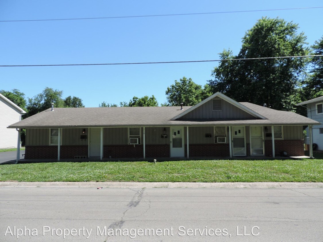 Primary Photo - 718 E Culton St