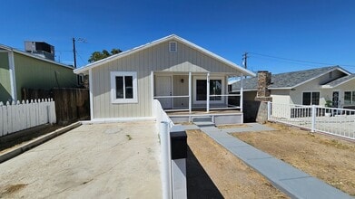 Building Photo - 218 F St