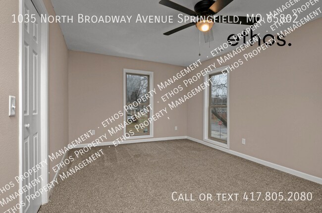 Foto del edificio - 1035 N Broadway Ave
