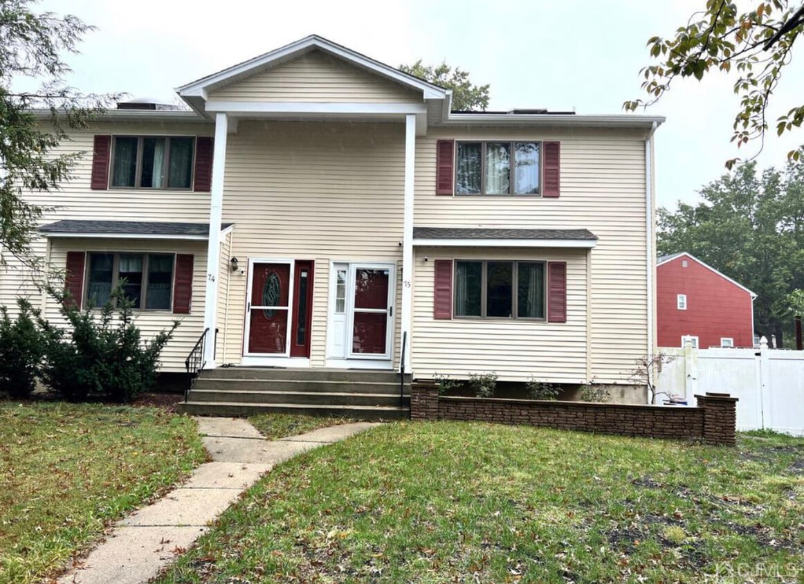 75 Larry Ct, South Brunswick Township, NJ 08810 Townhome Rentals in South Brunswick Township