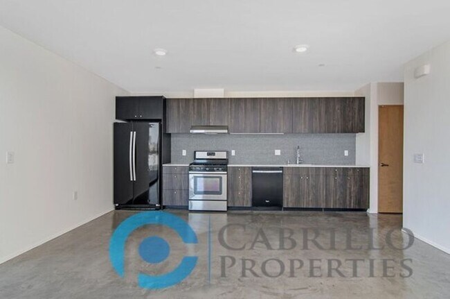 Foto del edificio - 2870 Fourth Ave