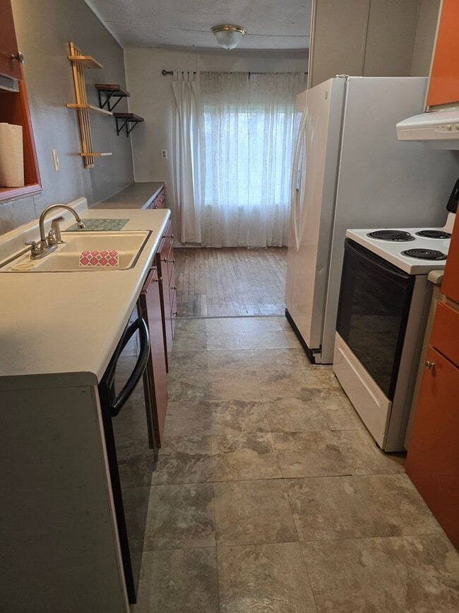 Foto del edificio - 3 bed 2 bath Mobile Home for rent  Rent in Grants Pass